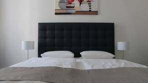 Luxe beddengoed, verduisterende gordijnen, gratis wifi