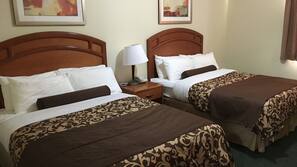 Desk, rollaway beds, free WiFi