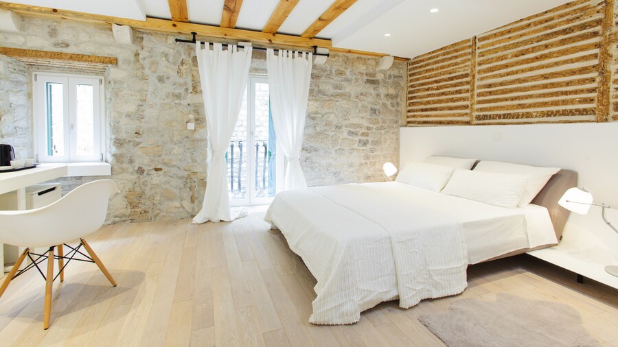 Grgur Ninski Rooms