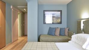 Minibar, in-room safe, desk, blackout curtains