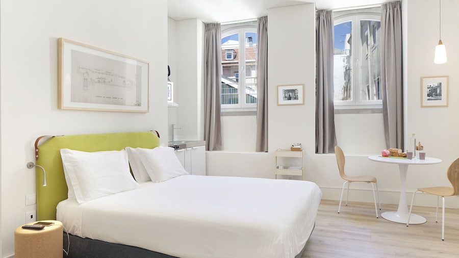 Ascensor da Bica - Lisbon Serviced Apartments