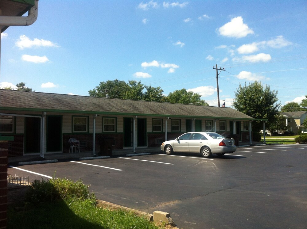 Green Crest Motel, Mount Orab Room Prices & Reviews Travelocity