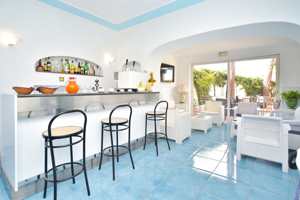 Charme Hotel La Villa Tina Ischia Charme Hotel La Villa Tina Ischia