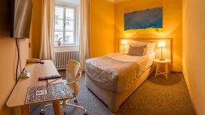 Premium-sengetøj, minibar, pengeskab, skrivebord