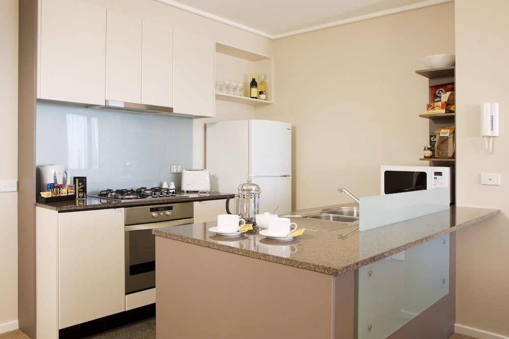 28 Nights Apartments
