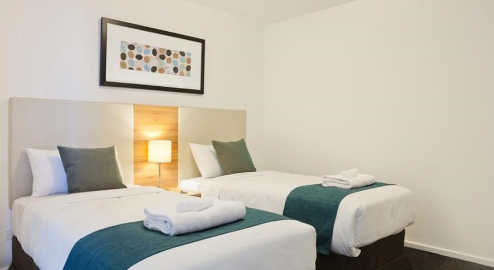 28 Nights Apartments