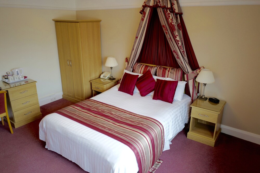 Little Silver Country Hotel in Tenterden Best Rates & Deals on Orbitz