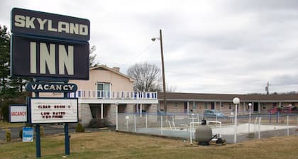 Skyland Inn
