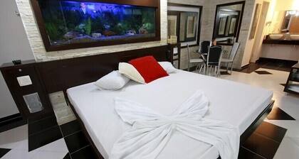 Motel Xanadú - Adults Only