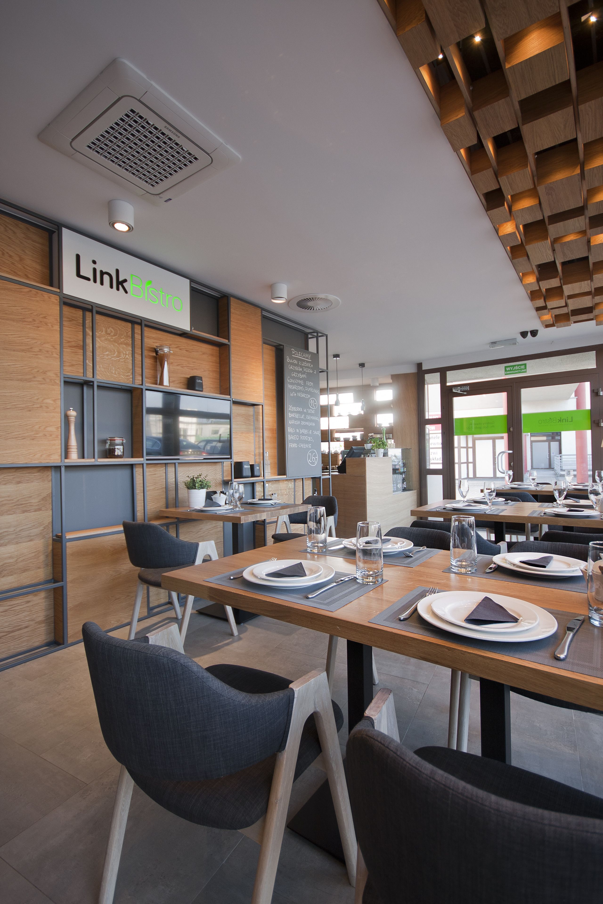 Link Hotel
