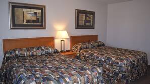Desk, free cots/infant beds, free WiFi