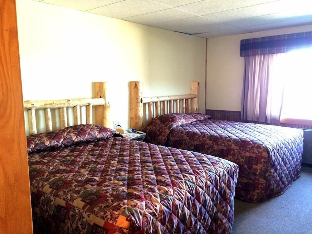 Sportsman's Lodge in Baudette Best Rates & Deals on Orbitz