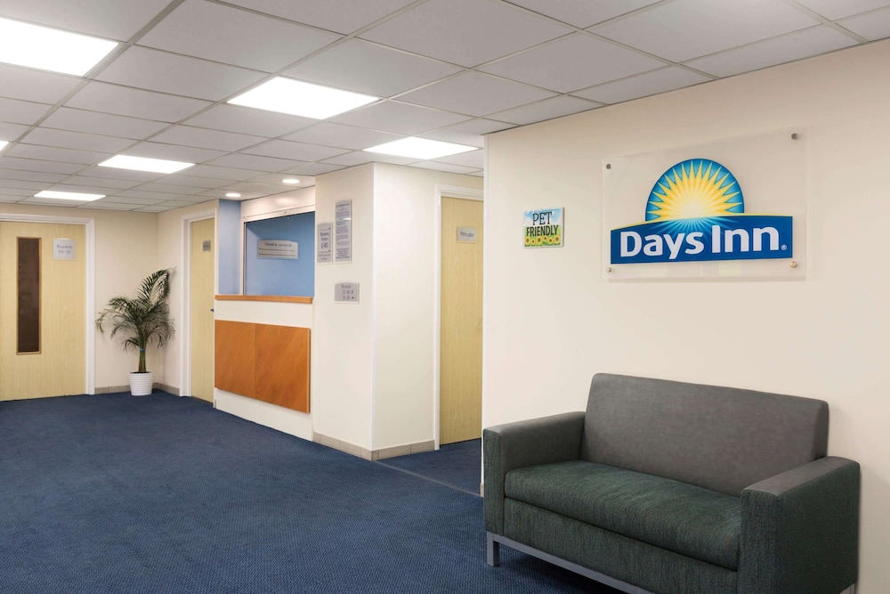 Days Inn by Wyndham Sutton Scotney South