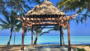 Private beach, white sand, scuba diving, snorkelling
