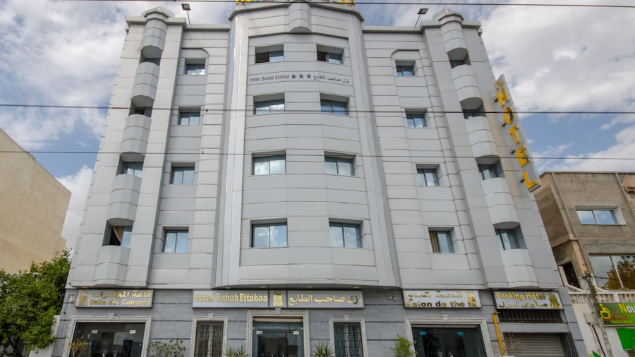 Hotel Saheb Ettabaa