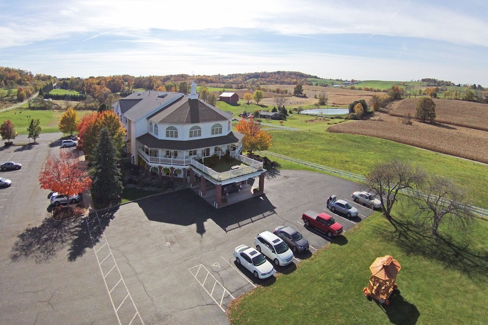 Inn at Amish Door in Wilmot Best Rates & Deals on Orbitz