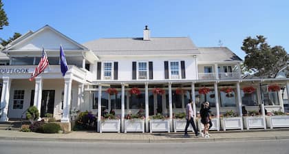 Outlook Inn on Orcas Island
