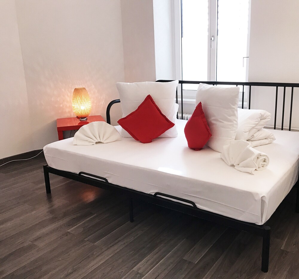 INSIDE FIVE City Apartments: 2017 Room Prices, Deals & Reviews ... INSIDE FIVE City Apartments: 2017 Room Prices, Deals & Reviews ...