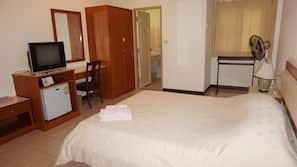 Desk, rollaway beds, free WiFi, wheelchair access