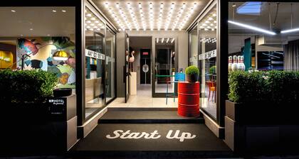 Up Hotel