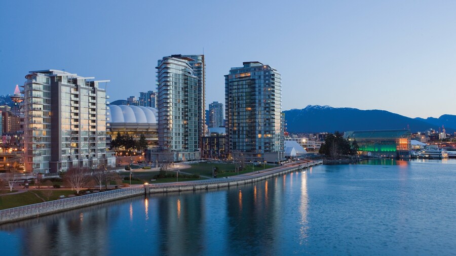 WorldMark Vancouver - The Canadian