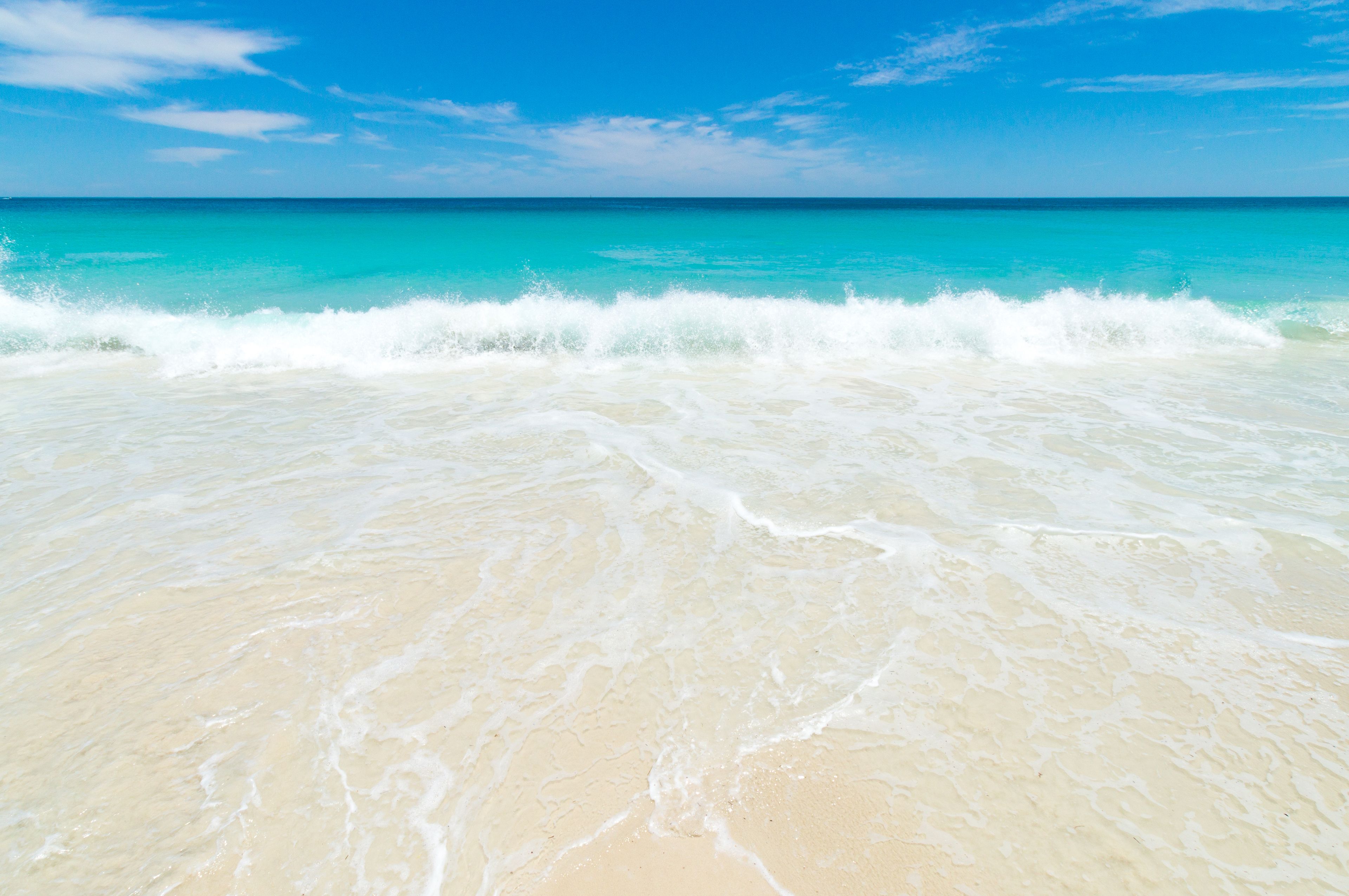 Mullaloo Beach Hotel & Apartments