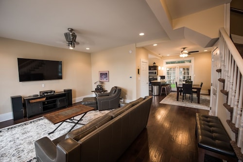 Check Expedia for Availability of Villa on Meridian - Carriage House