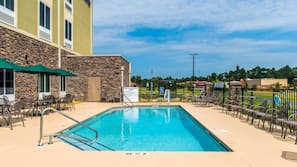 Seasonal outdoor pool