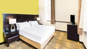 Premium bedding, pillow top beds, in-room safe, desk