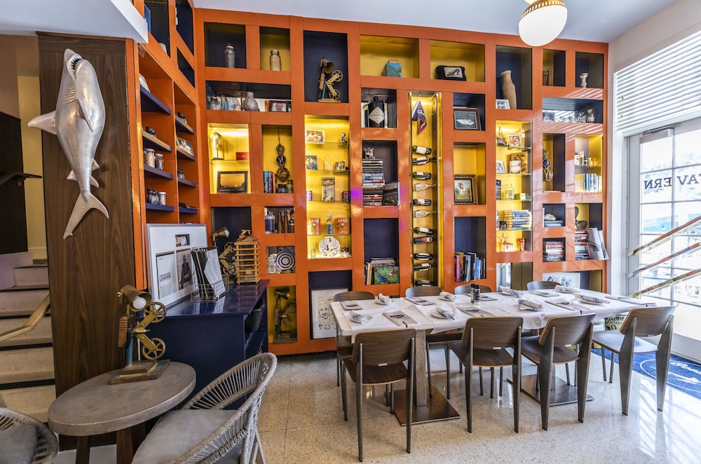 Oceanside Hotel and Suites, a South Beach Group Hotel