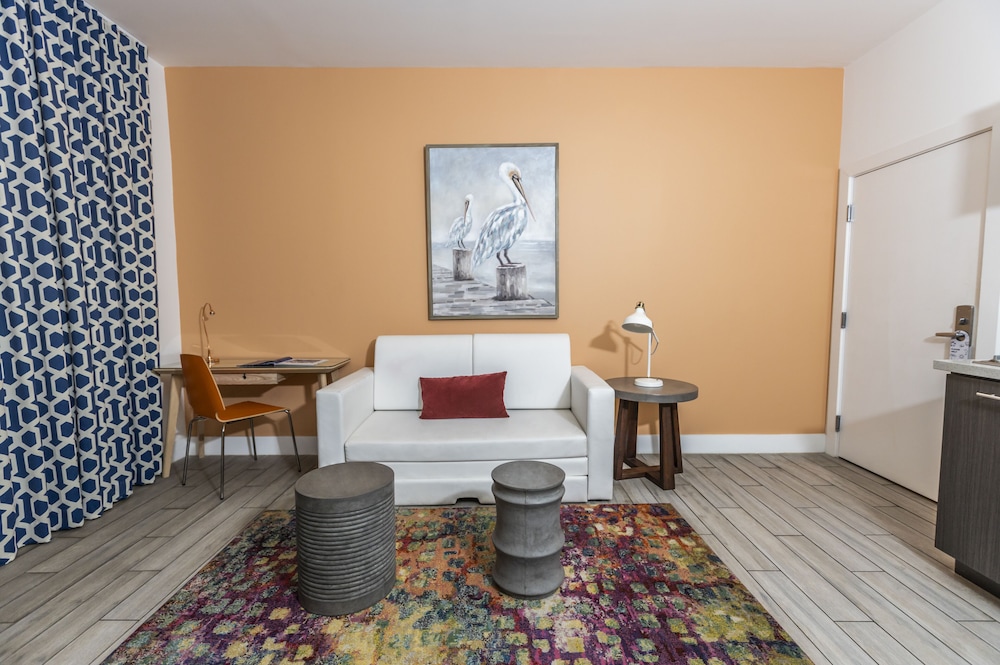 Oceanside Hotel and Suites, a South Beach Group Hotel