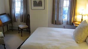 Desk, iron/ironing board, free WiFi
