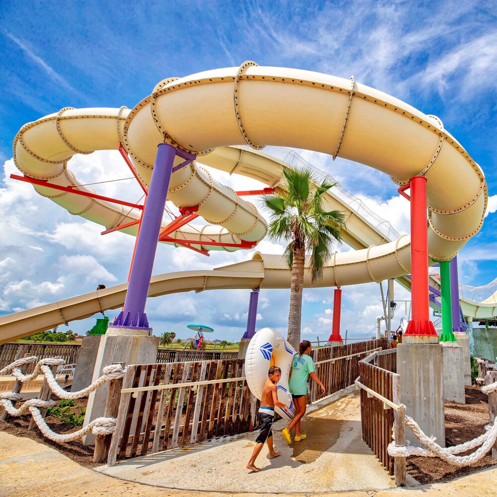 Waves Resort in Corpus Christi Best Rates & Deals on Orbitz