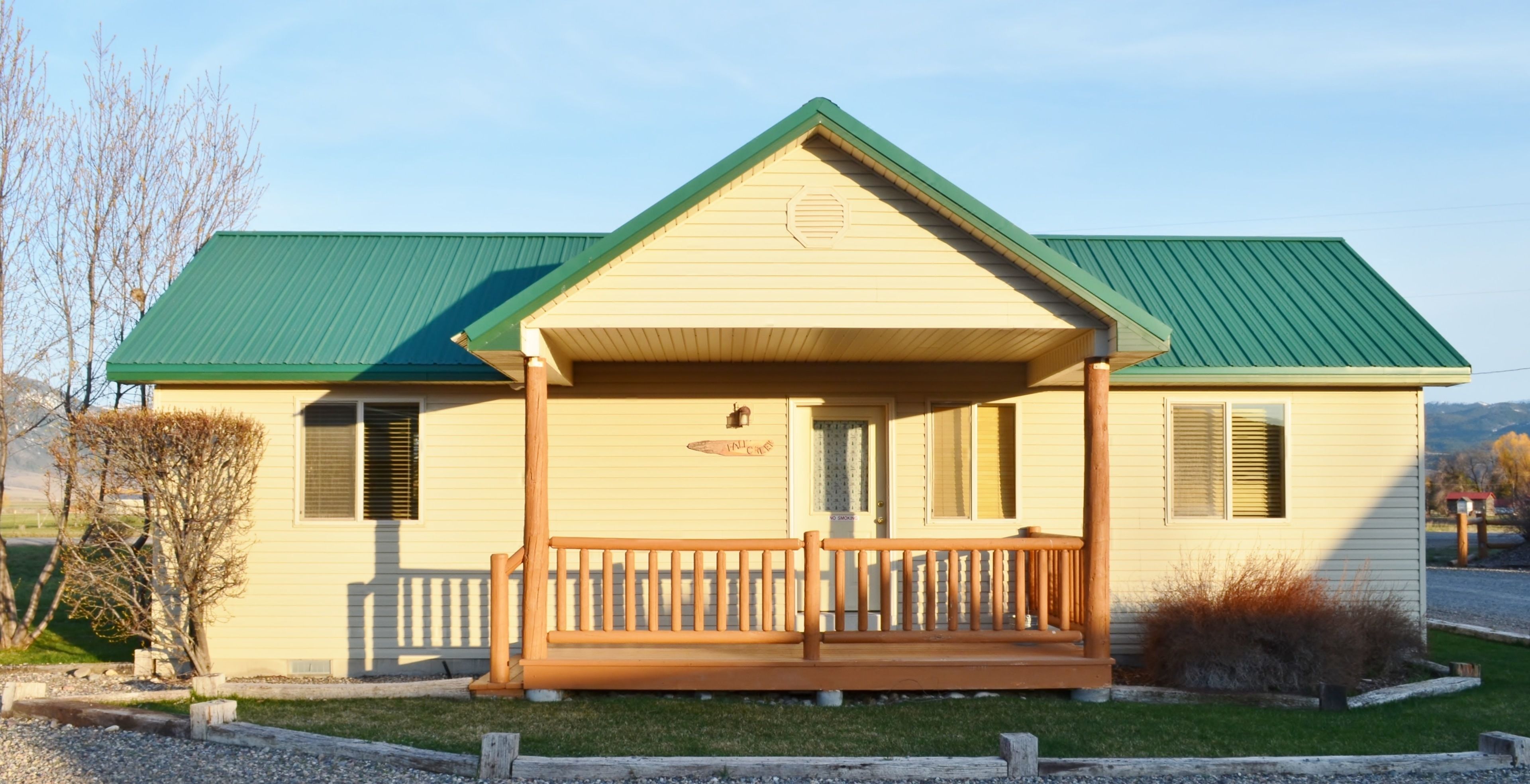 Sleepy J Cabins in Swan Valley, United States