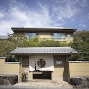 Sango Convention Center Hotels Conference From 334 Top Sango Convention Center Hotels See All 1 392 Properties In Ryotei Jyusouya