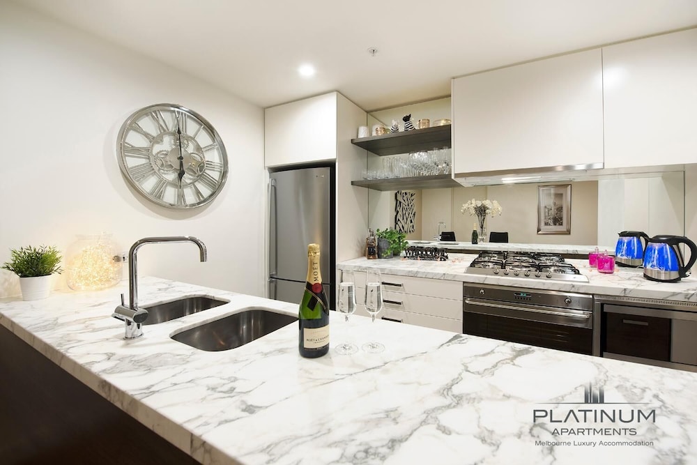 Private kitchen, Platinum Apartments at Freshwater