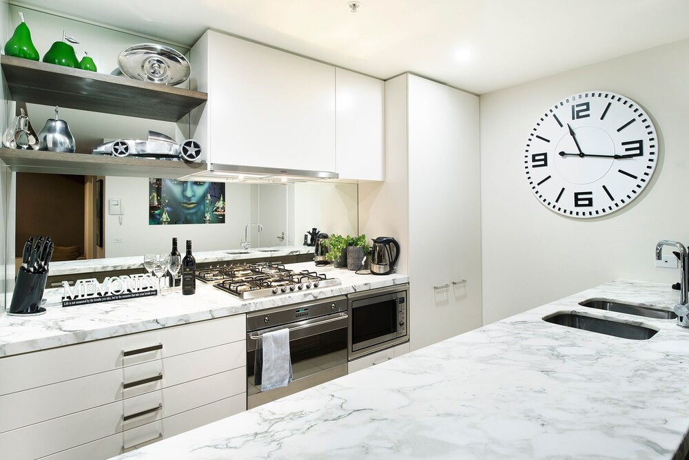 Private kitchen, Platinum Apartments at Freshwater