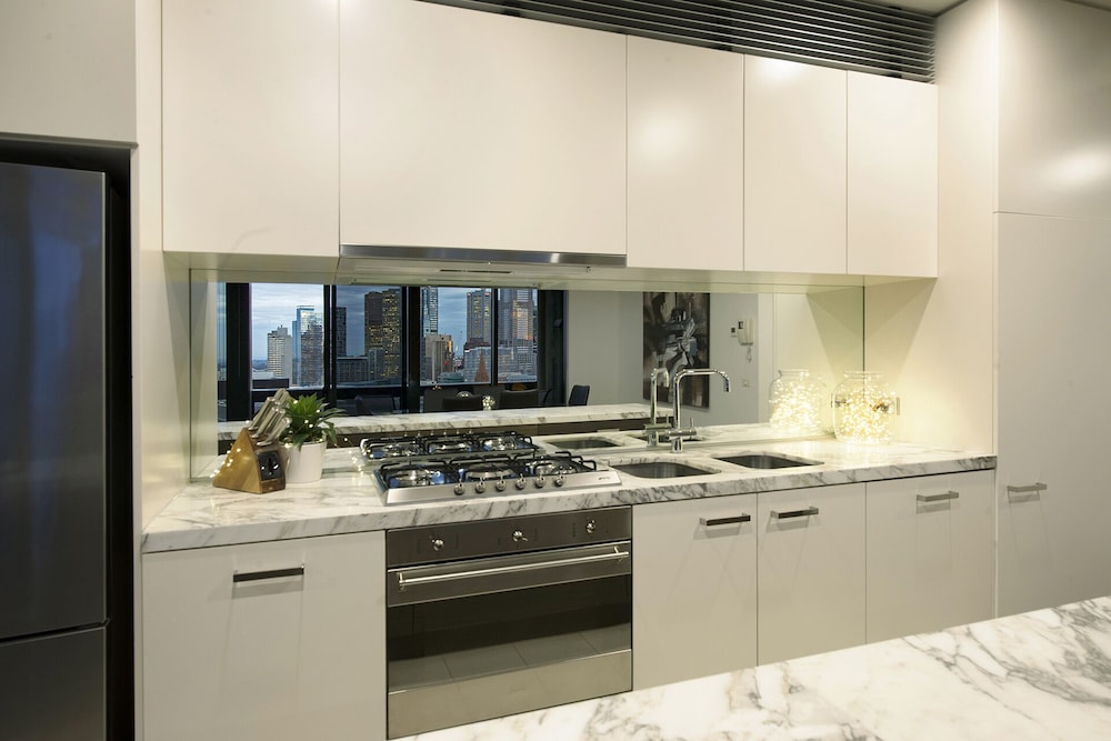 Private kitchen, Platinum Apartments at Freshwater