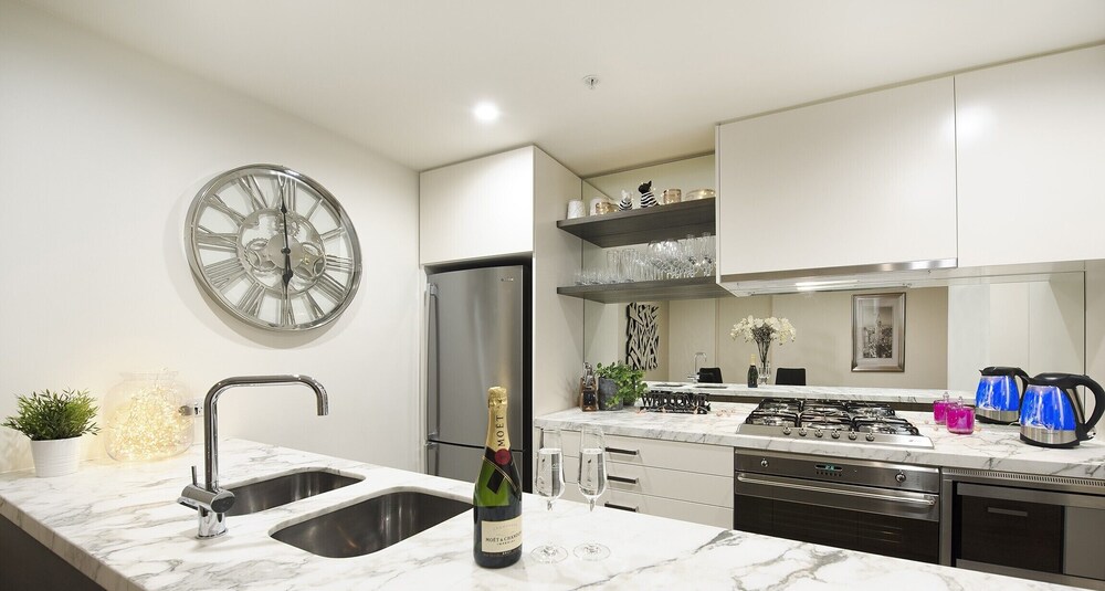 Private kitchen, Platinum Apartments at Freshwater