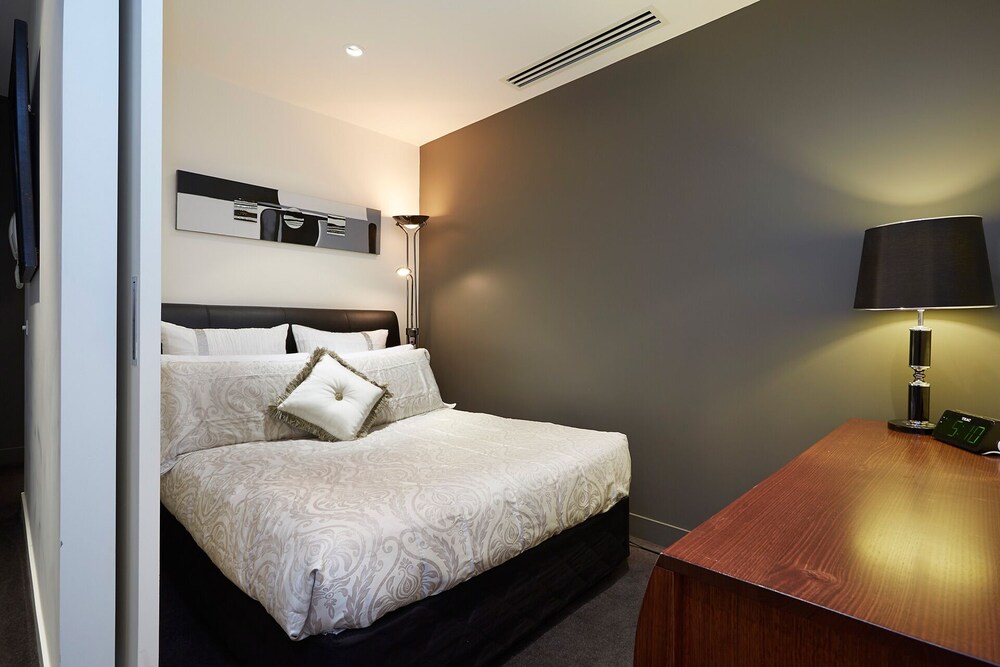 Platinum Apartments at Freshwater