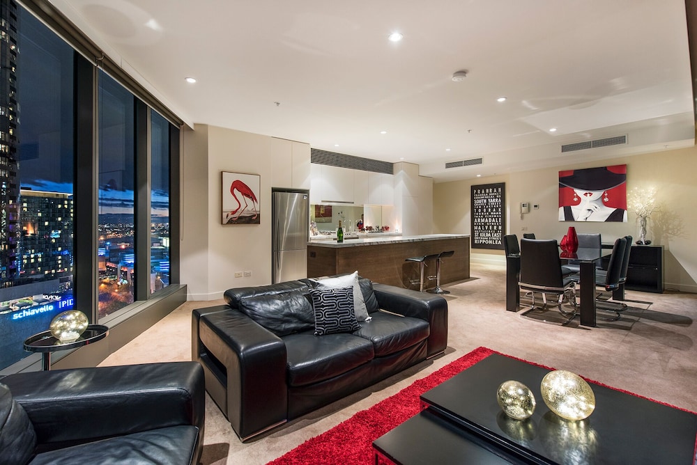 Platinum Apartments at Freshwater