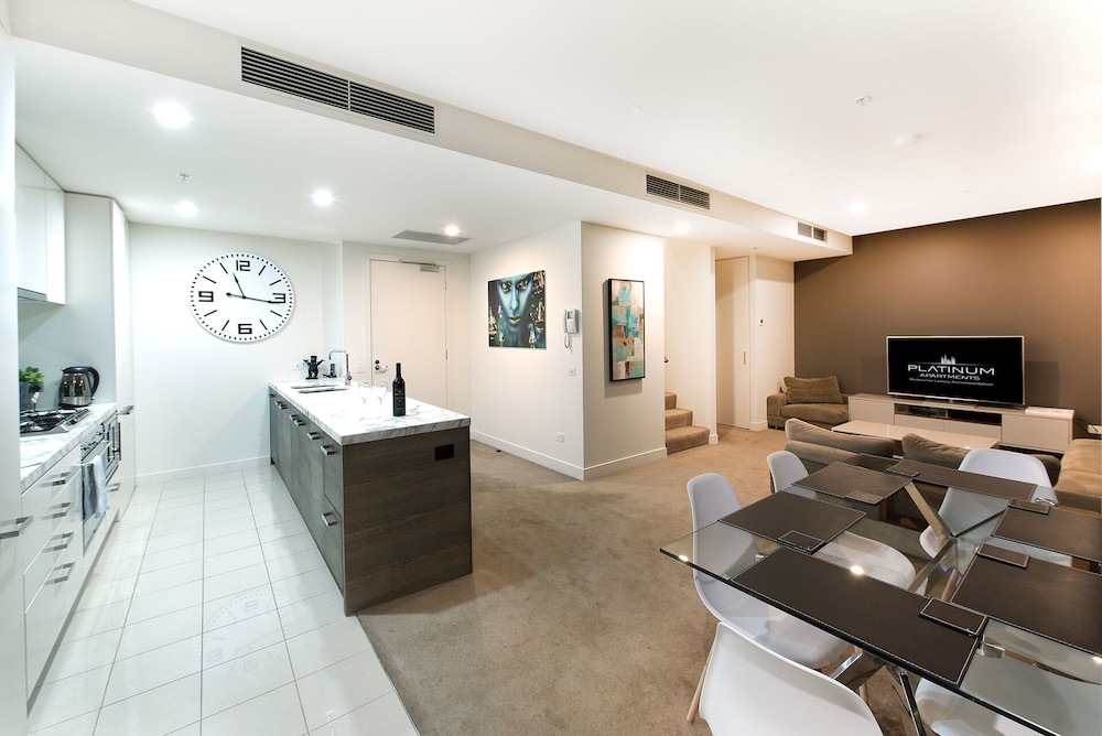 Platinum Apartments at Freshwater