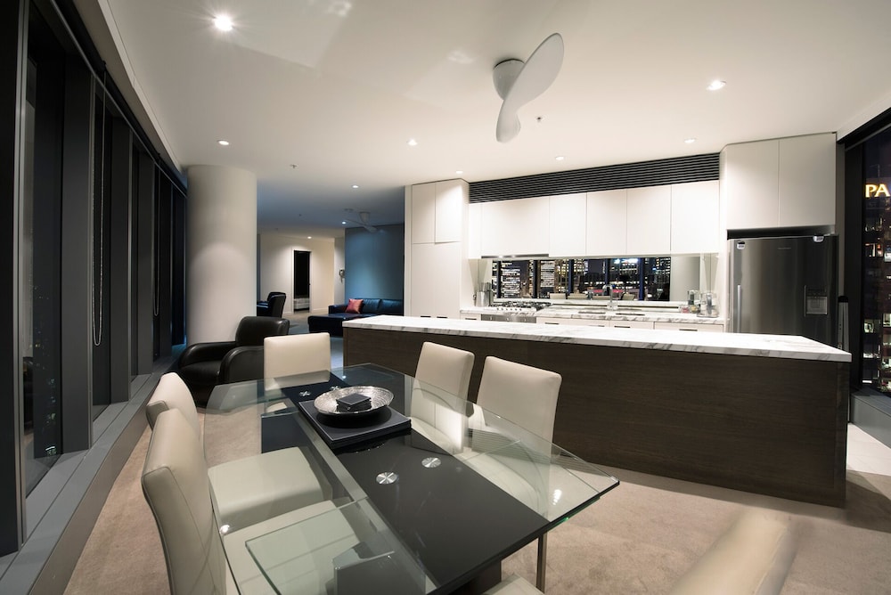 Living area, Platinum Apartments at Freshwater