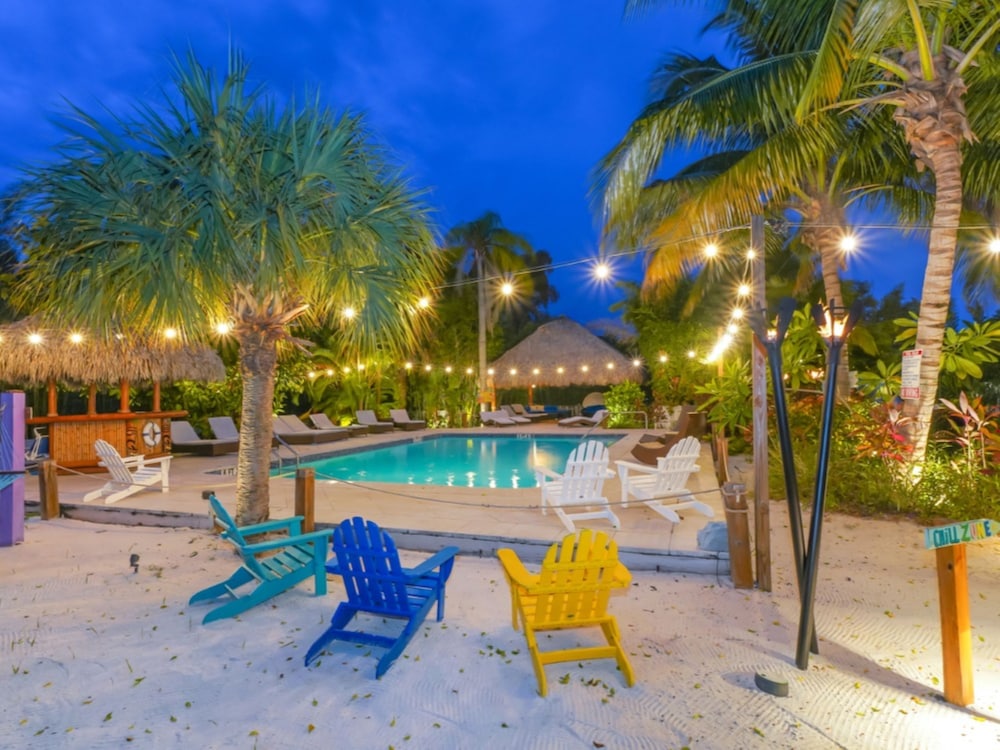 Siesta Key Palms Resort in Sarasota Best Rates & Deals on Orbitz