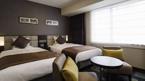 In-room safe, desk, laptop workspace, iron/ironing board