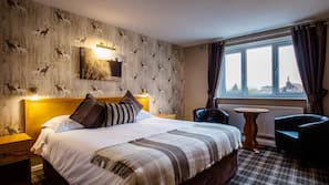 Premium bedding, iron/ironing board, free WiFi