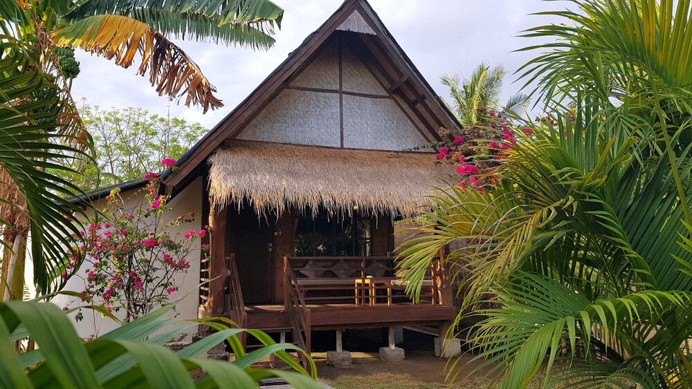 Adeng-Adeng Bungalows