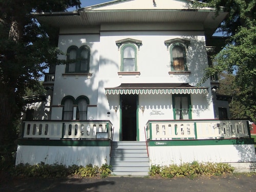 Owego Vacations 2019 Package Save Up To 583 Expedia