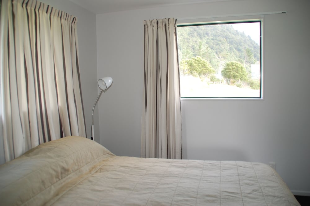 Rataview Deals & Reviews (Barrytown, NZL) Wotif