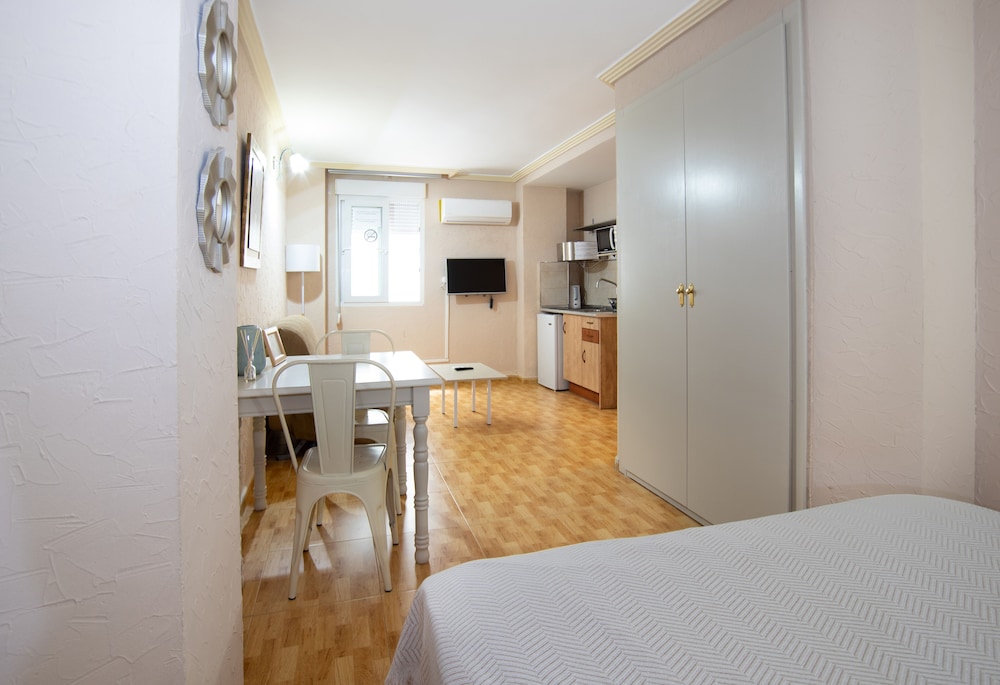 Photo - Unique Hotel Apartments